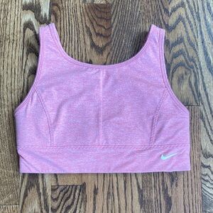 Soft pink girls Nike sports bra, size L. Excellent condition, no stains or rips